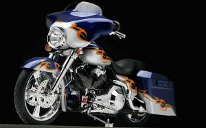 Street Glide with Tribal Split